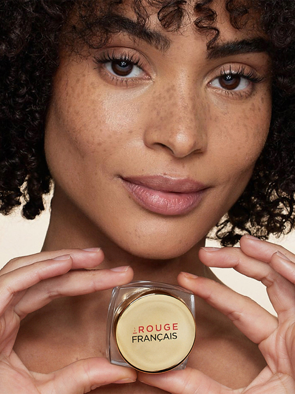 Poudre Compacte 888 Aitualtaki