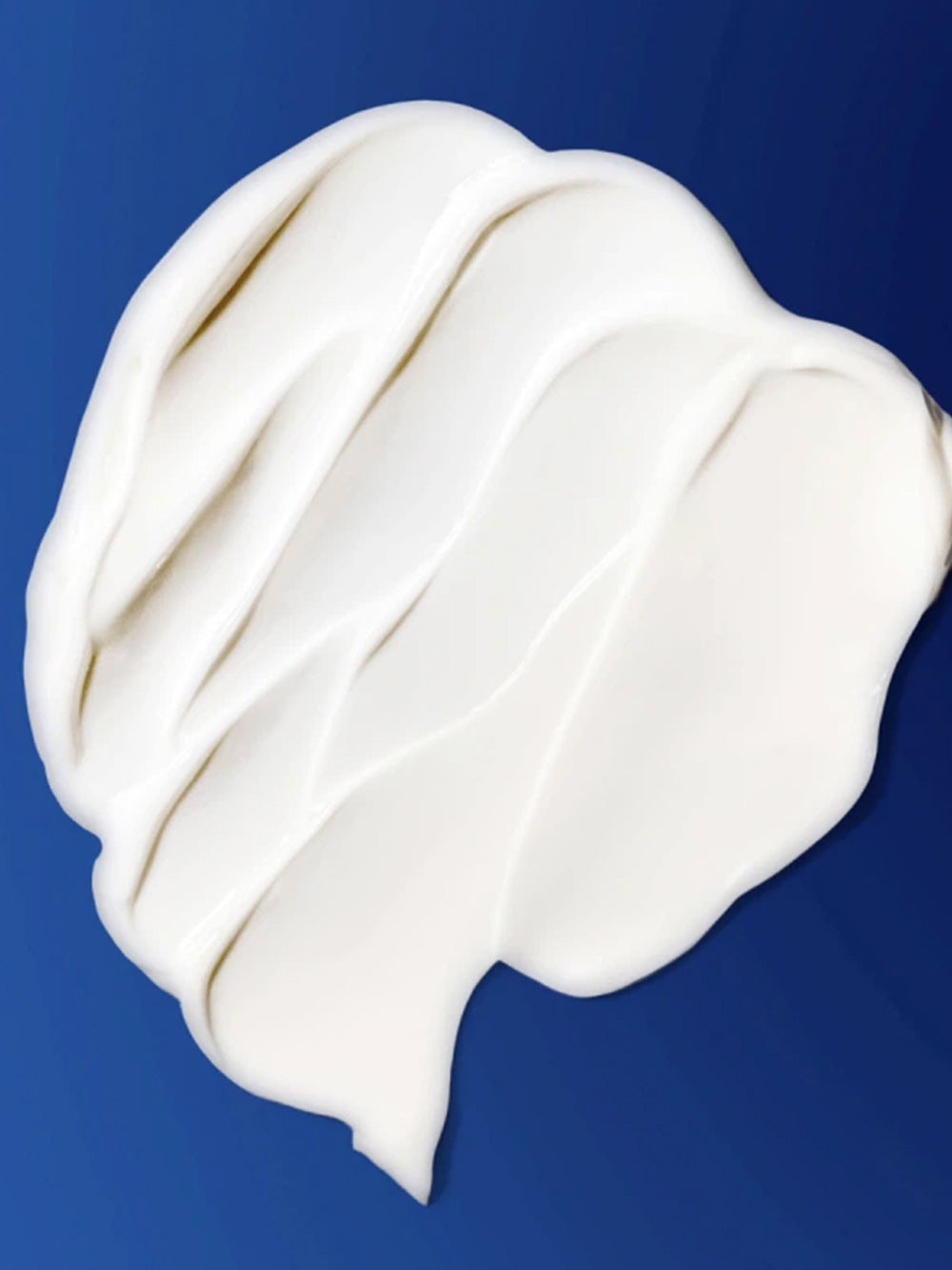 La rica crema para los ojos