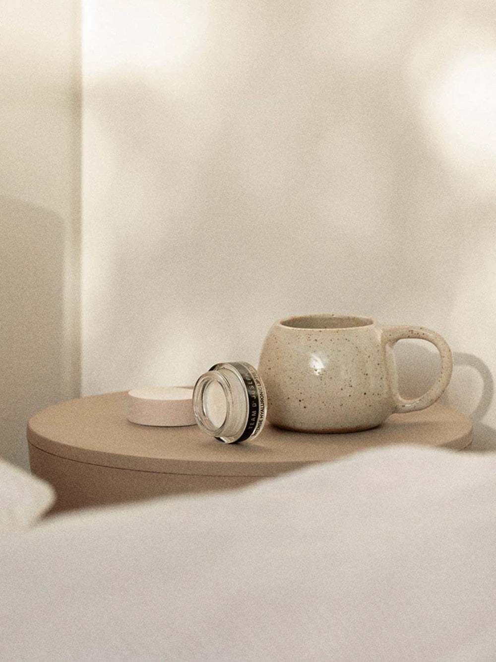 Crema de contorno de labios hialurónico