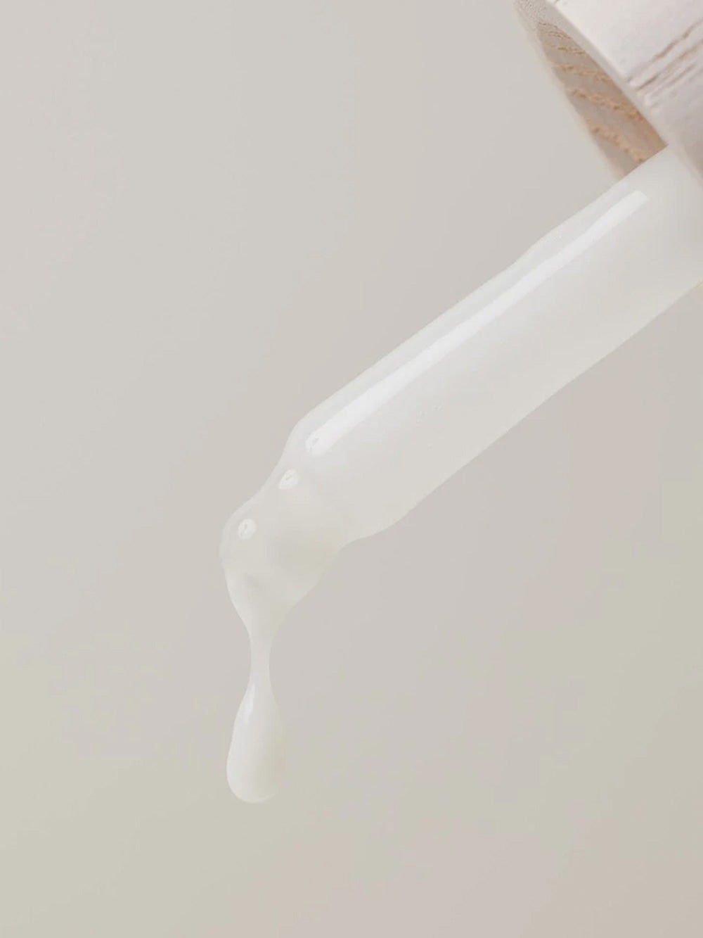 Hyaluronic Repair Booster Serum