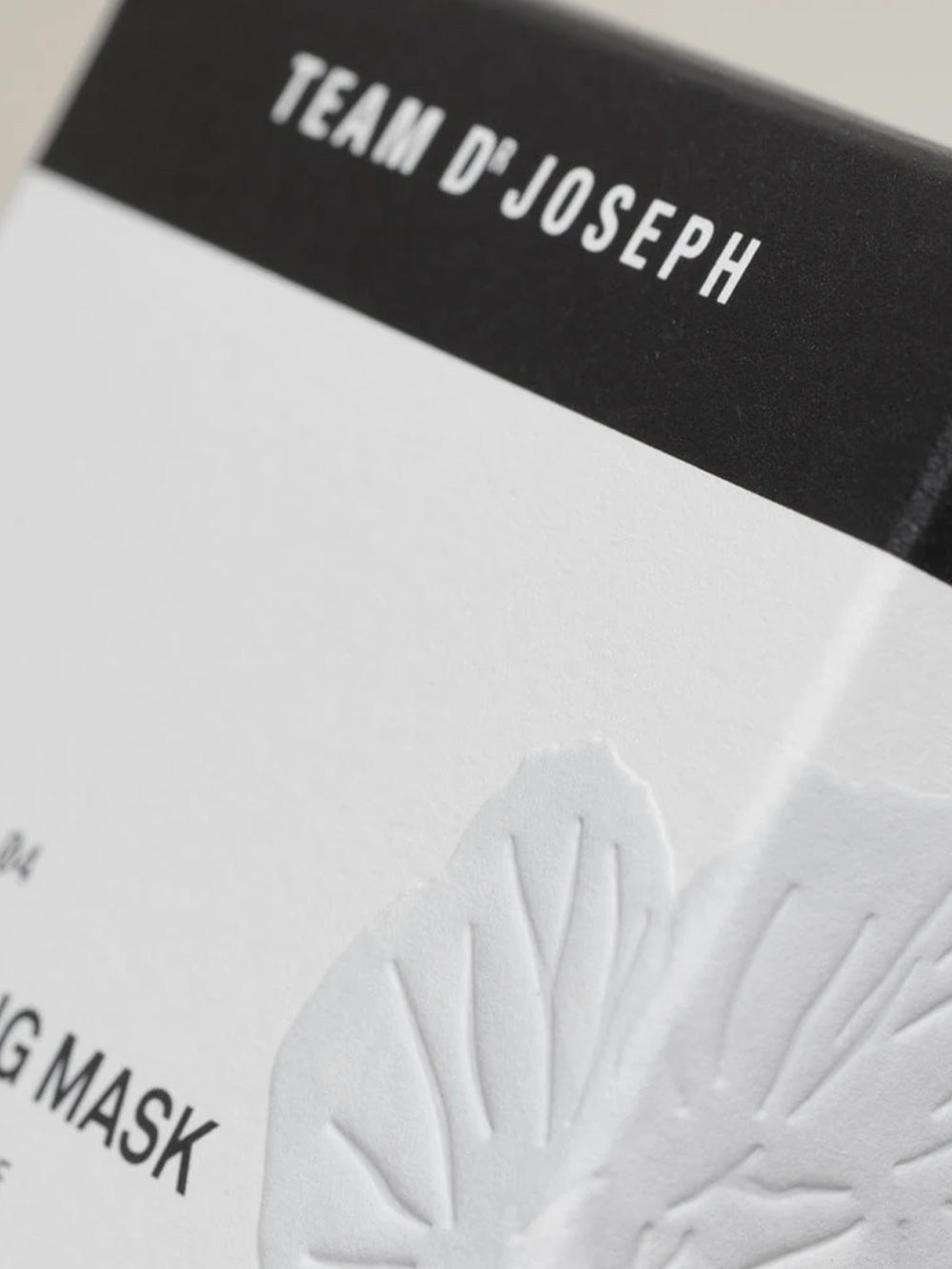 Έντονη μάσκα αναζωογόνησης