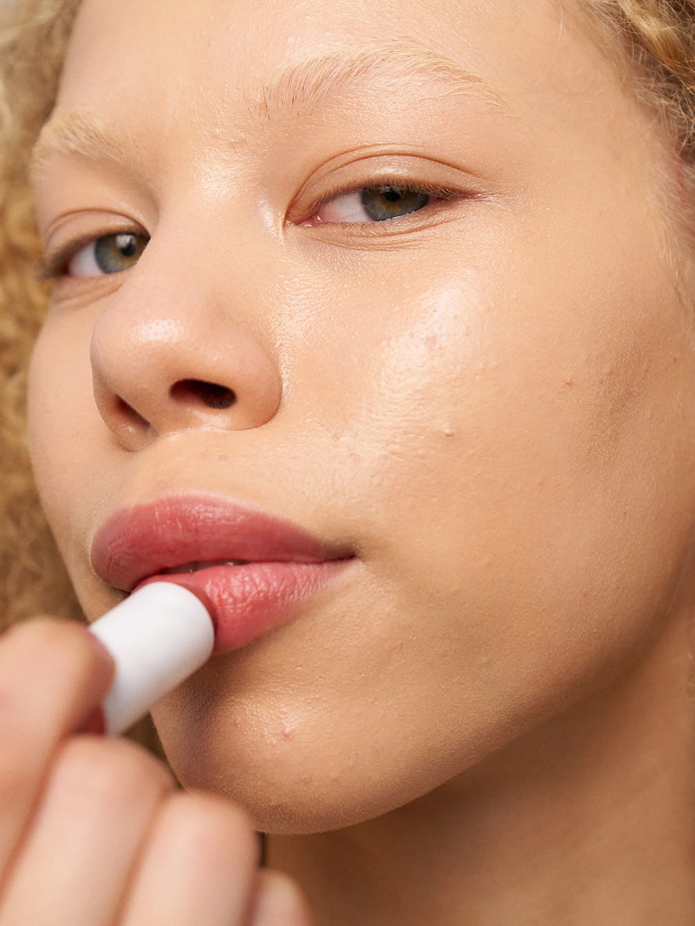 MEDITERRANEAN GRAPE Lip Balm - tinted neutral purple