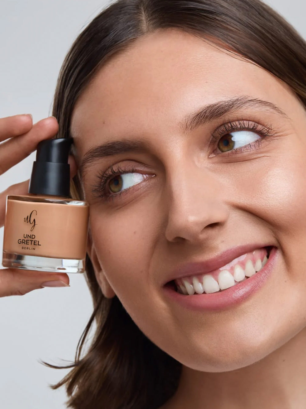 NAJLEPSZY Krem CCC Medium 02