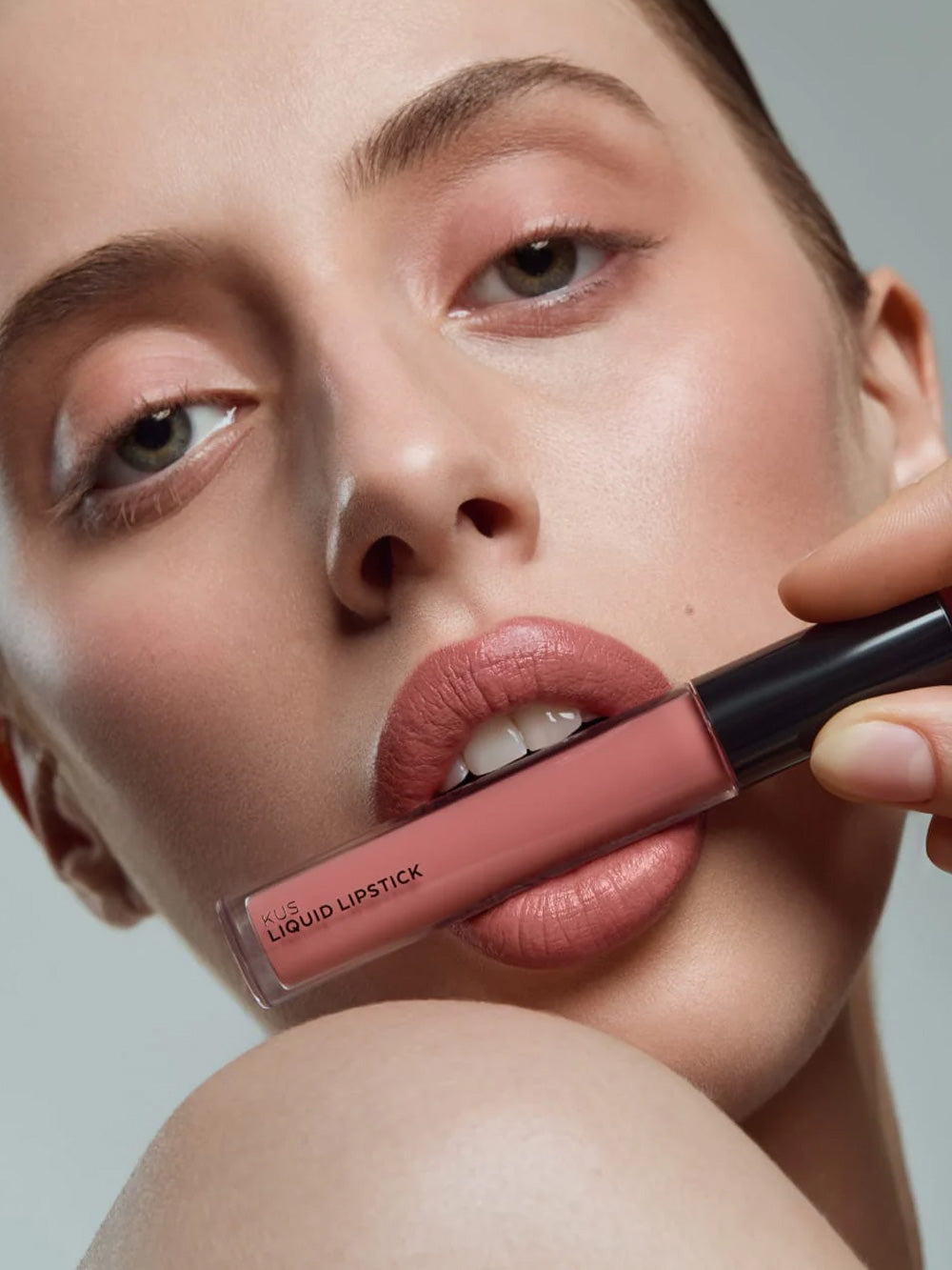 Lápiz labial líquido rosa 01