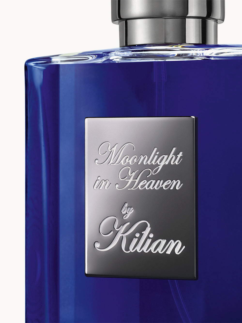 Światło księżyca w niebie