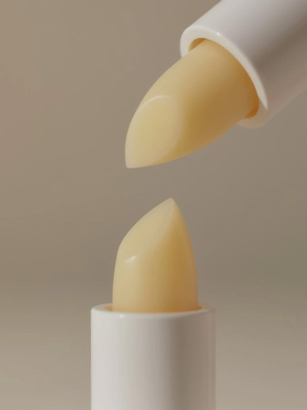 Nourishing Lip Balm 06