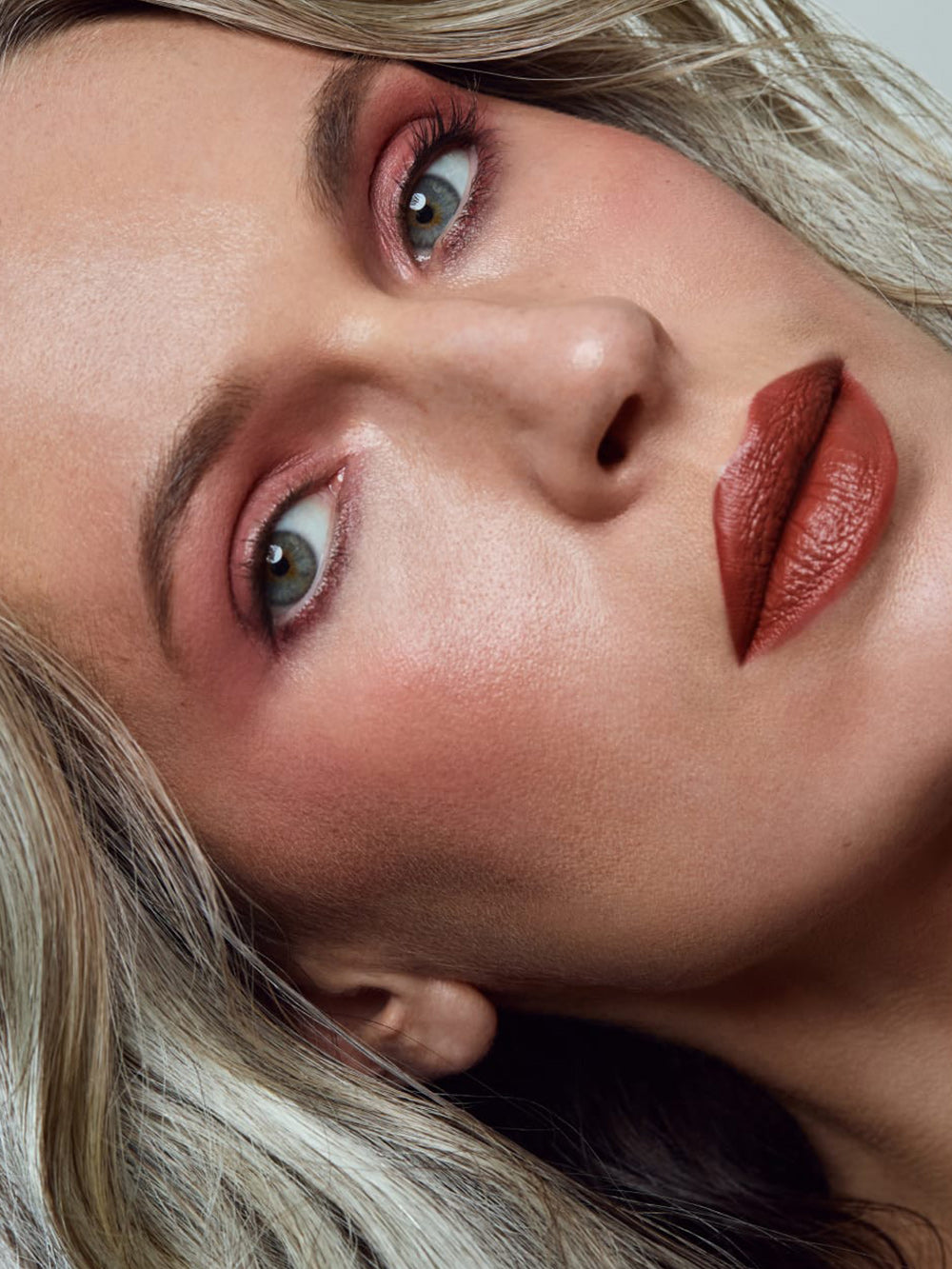 KUS Liquid Lipstick Marsala 04