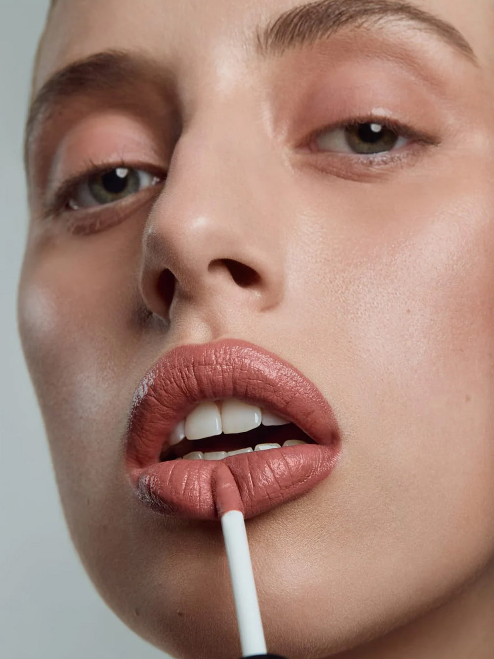 Szminka w płynie Shell Pink 01